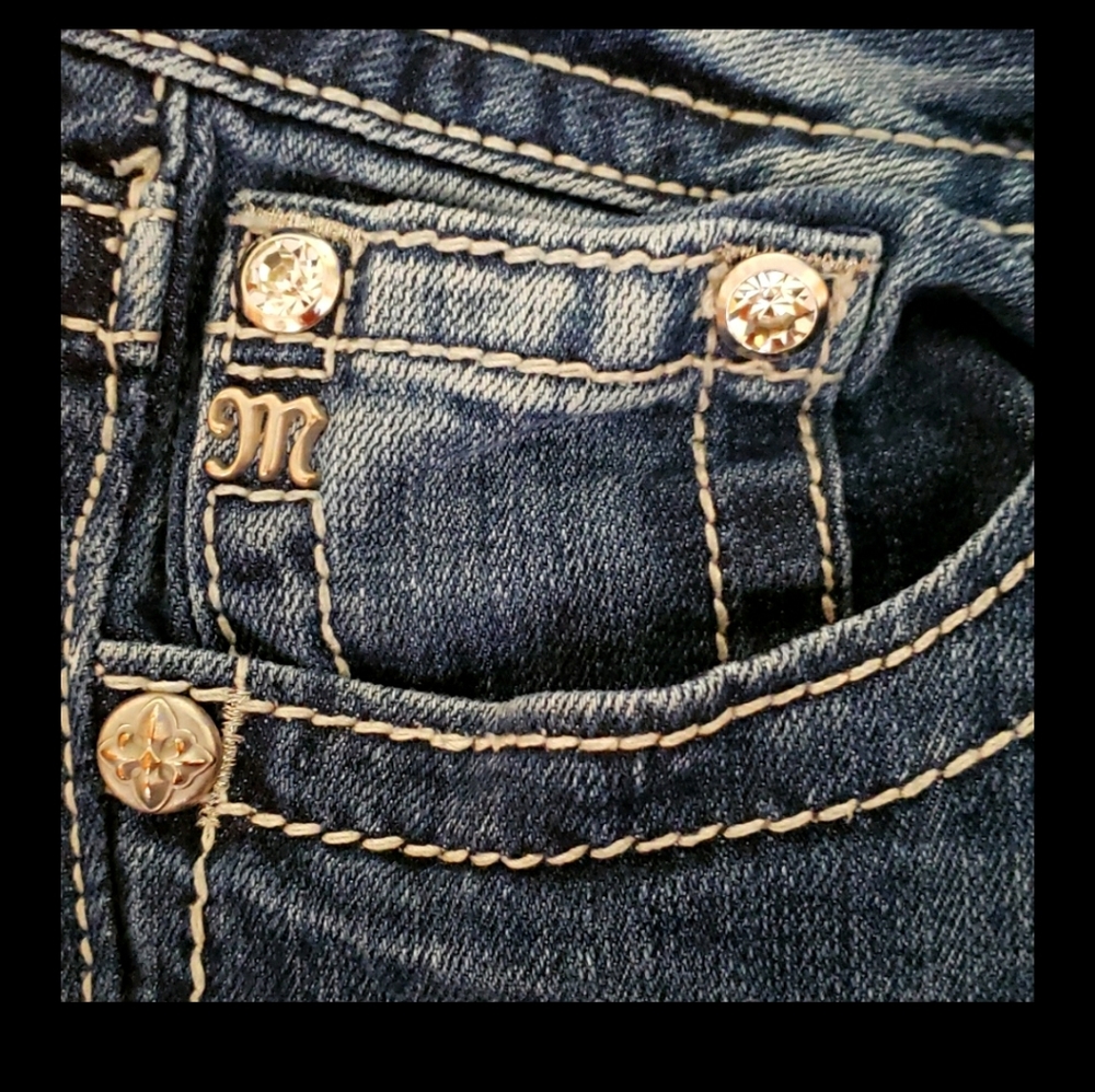 Miss Me Jeans - Picture 3 of 4